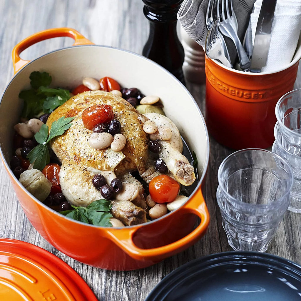 5 qt. Oval Dutch Oven K6221