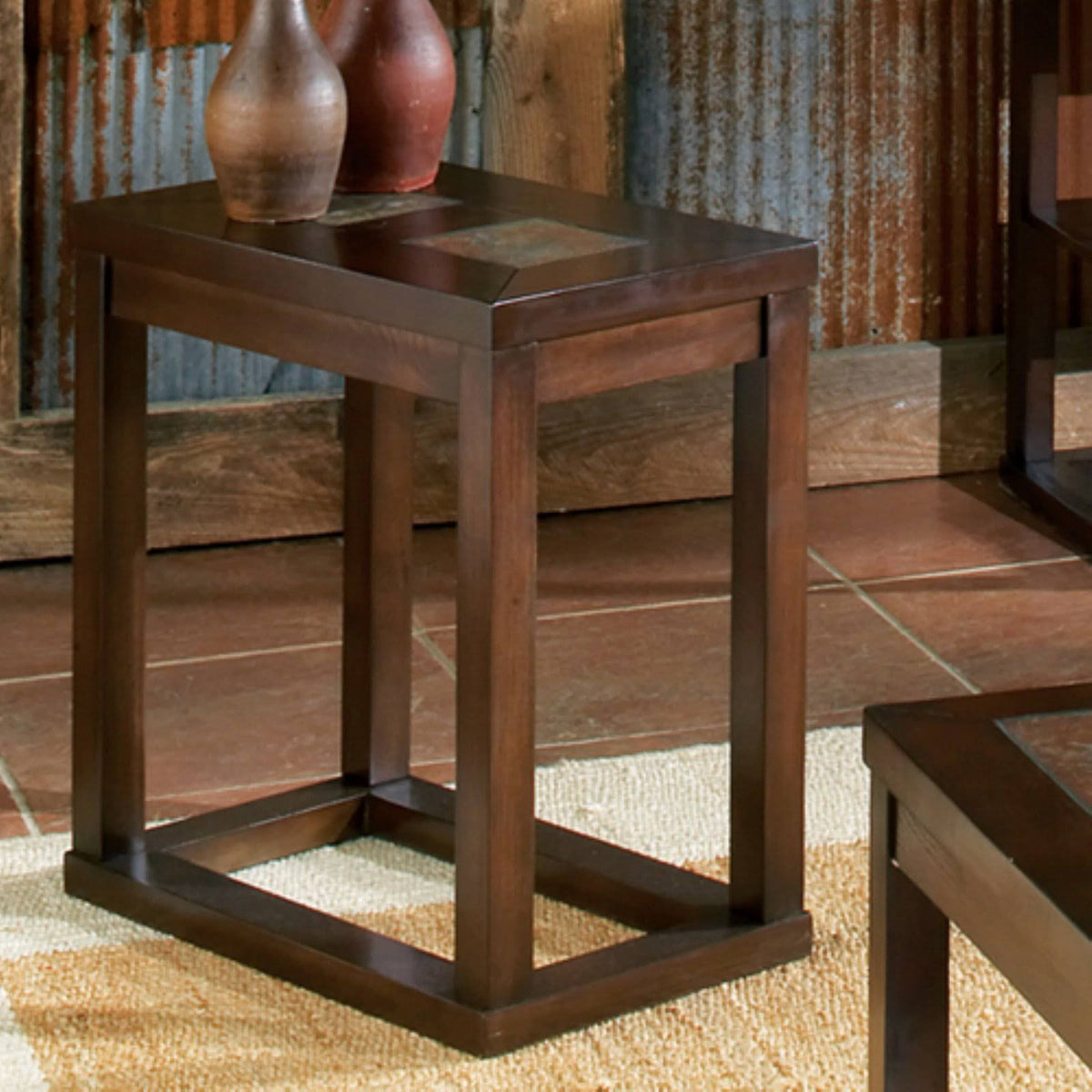Chairside End Table E4515