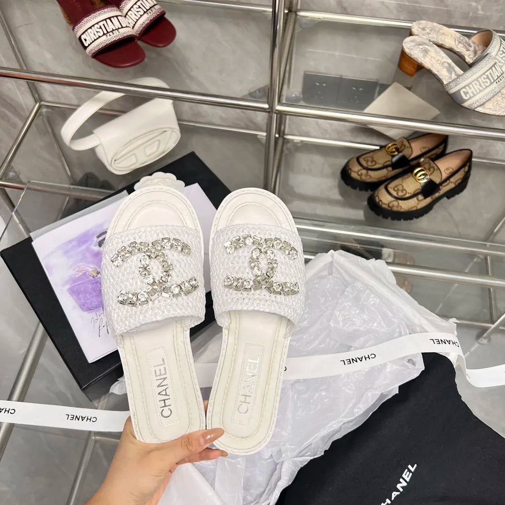 Women Slippers W615798