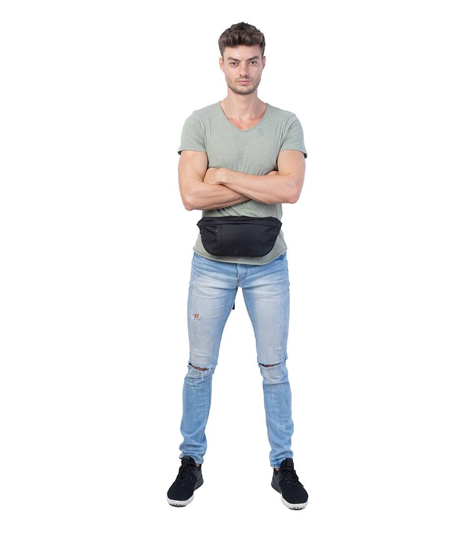 Classic Hip Pack 2L Absolute Black L30606
