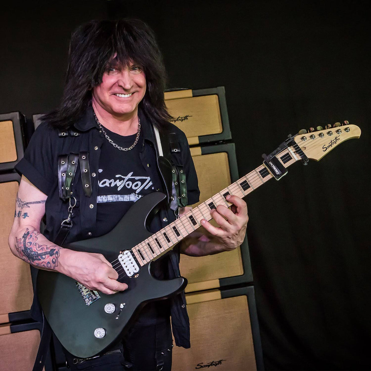 Satin Black Electric Guitar F554507