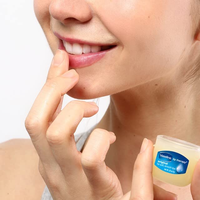 Mini Lip Balm, Petroleum Jelly, 0.25 Oz (Pack of 4) I15761