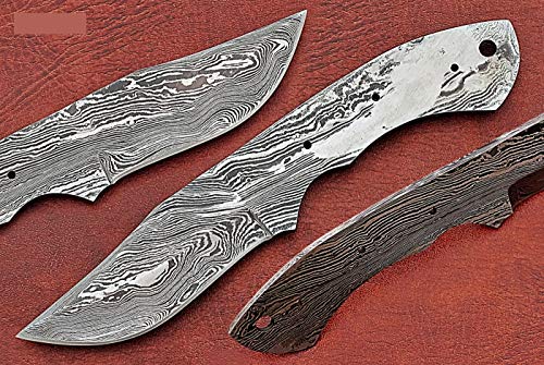7.75 Inch Damascus Steel Skinning Knife Blade L477