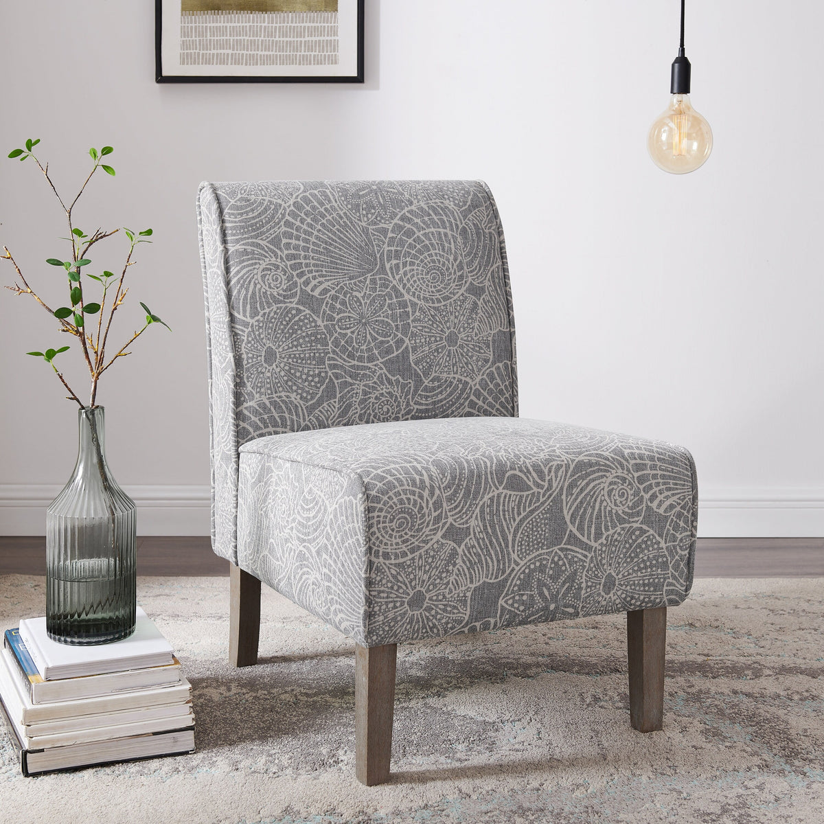 Upholstered Slipper Chair D401035