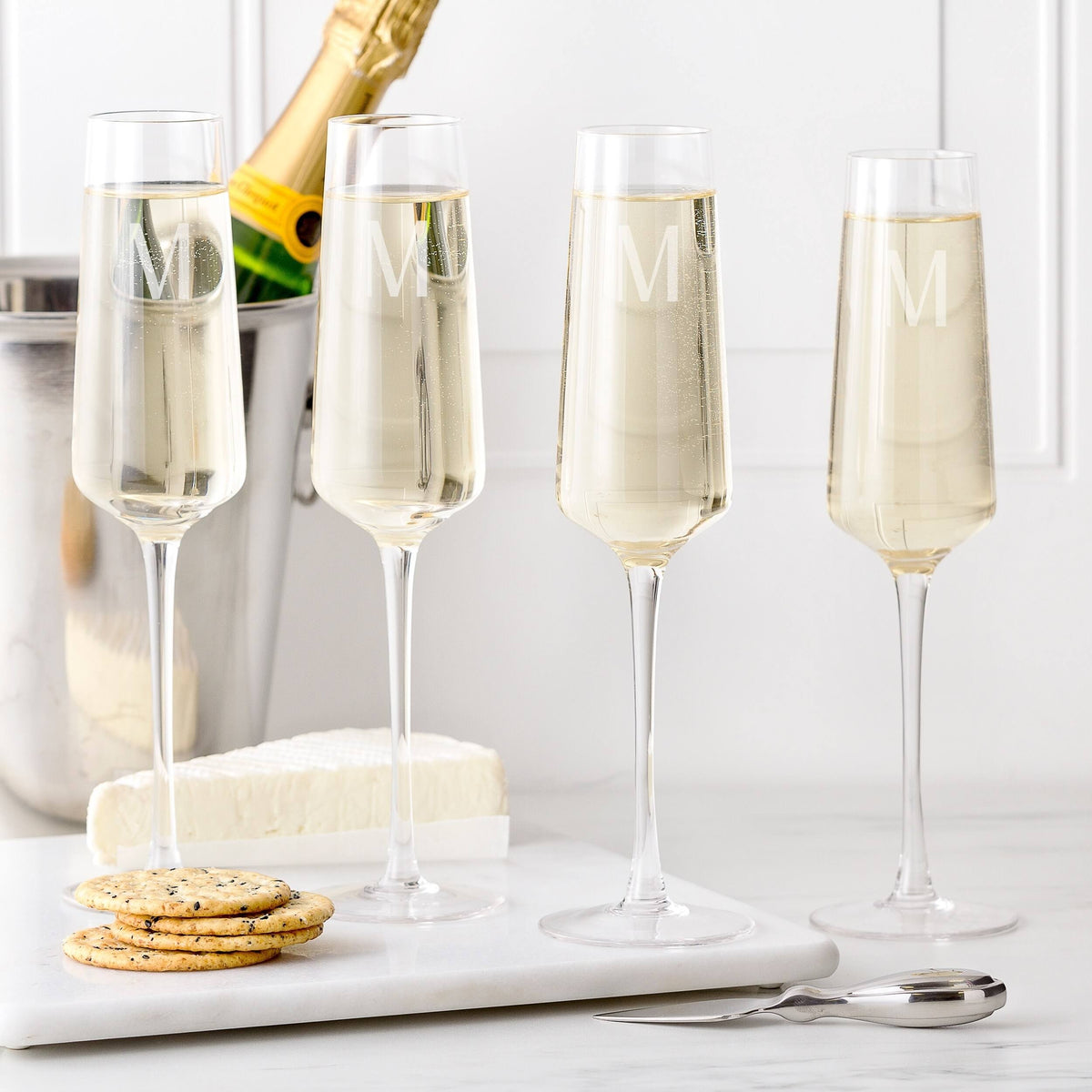 Set of 4 Monogram Champagne Flutes Y2545