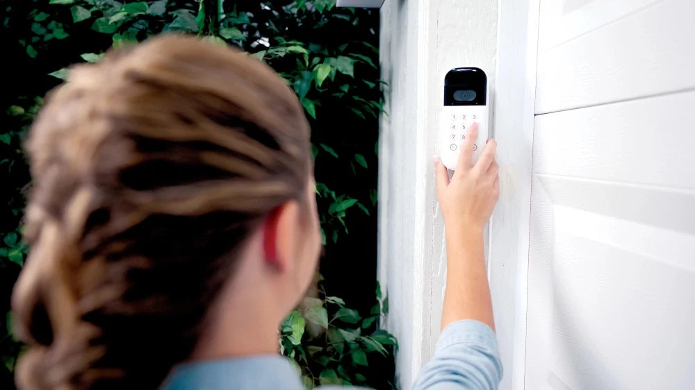 Smart Garage Video Keypad with Camera C3430