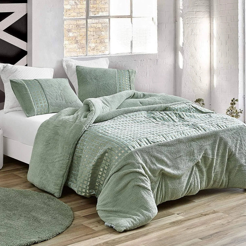 Oversized Jacquard Comforter Queen H967