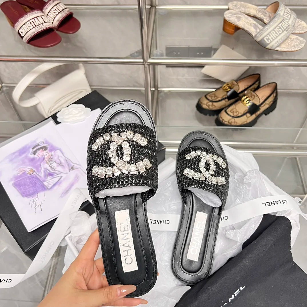 Women Slippers W615798