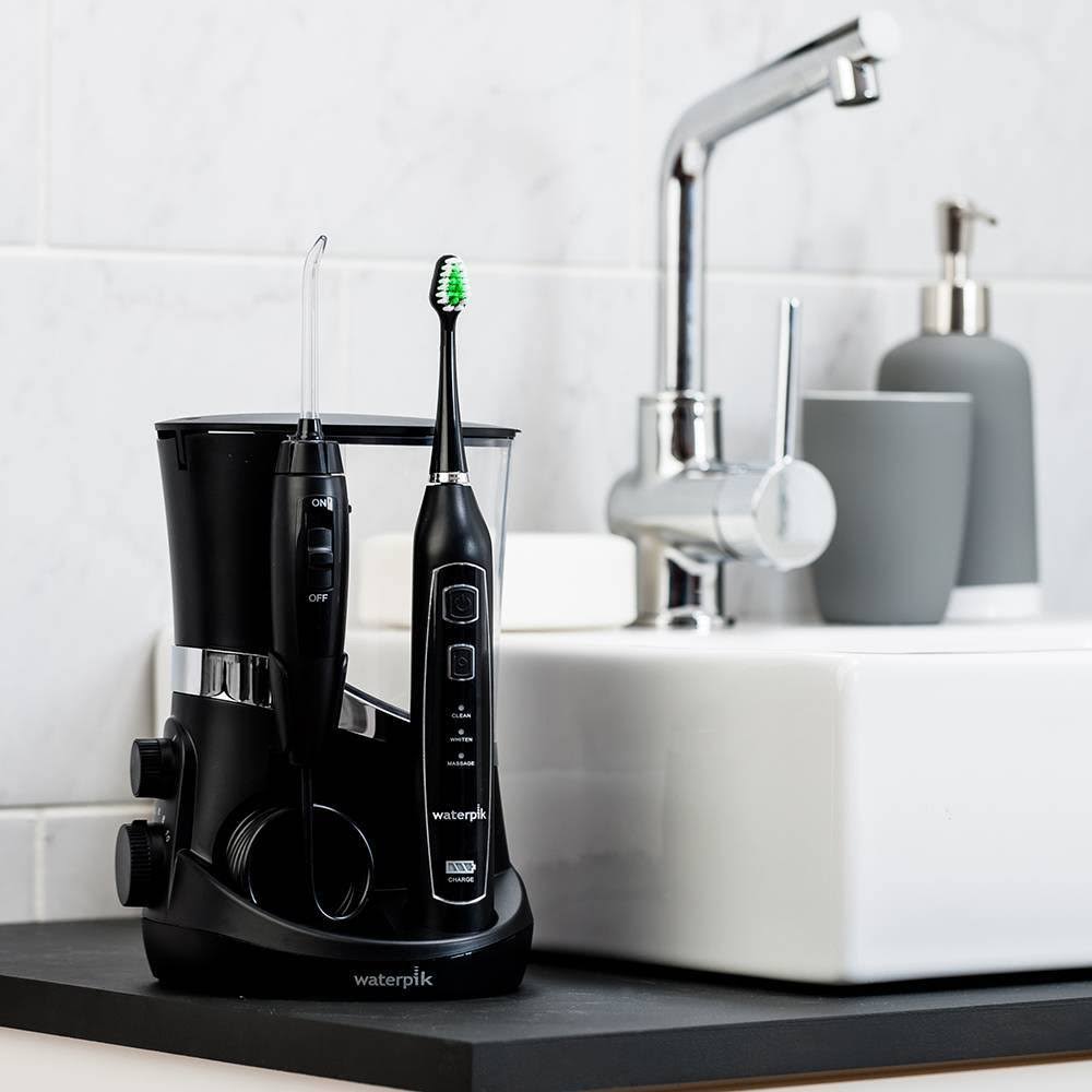 Water Flosser + Sonic Toothbrush S870513