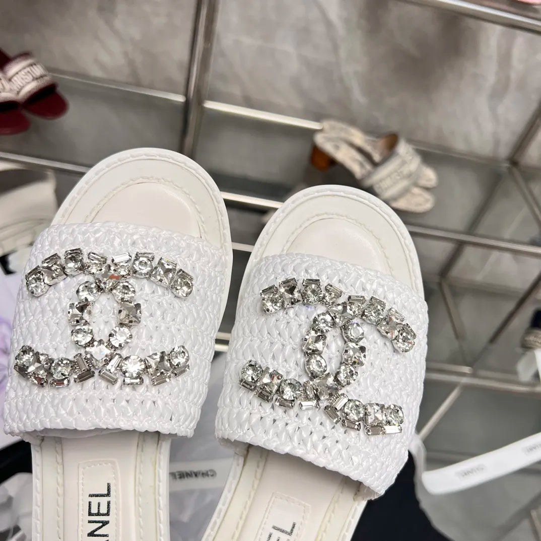 Women Slippers W615798