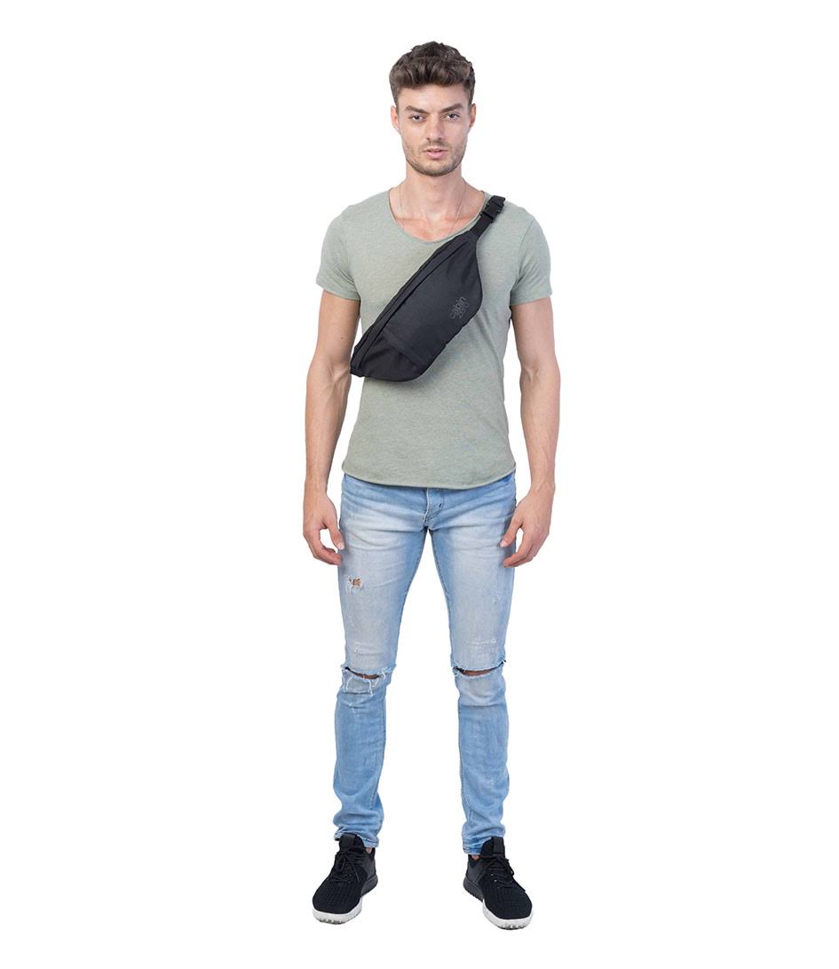 Classic Hip Pack 2L Absolute Black L30606